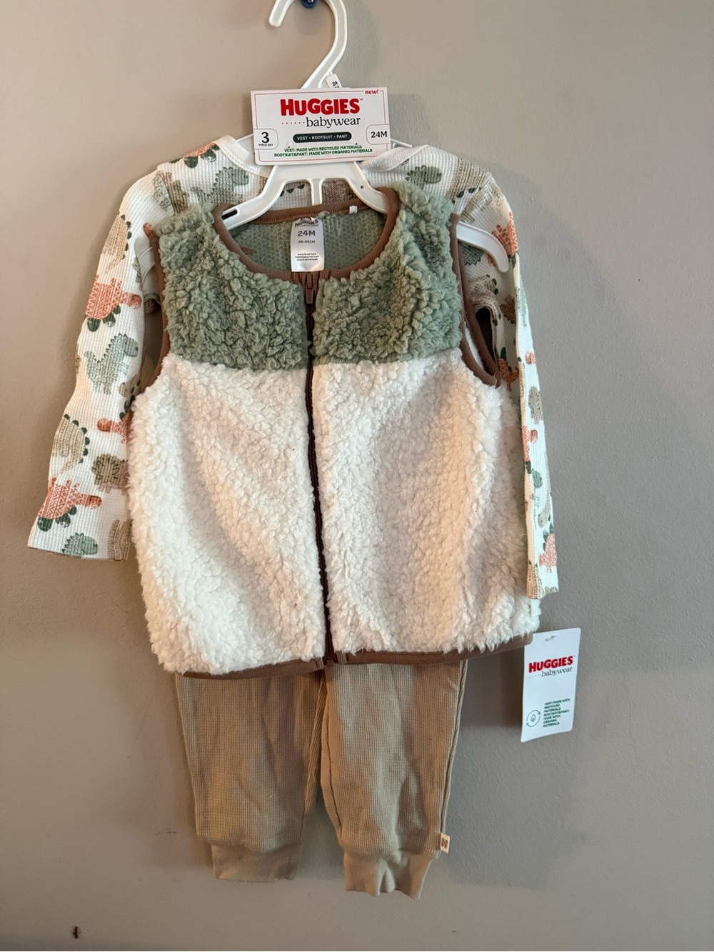Huggies Babywear 3-Piece Cozy Sherpa Vest Set - Sage, Cream, Tan